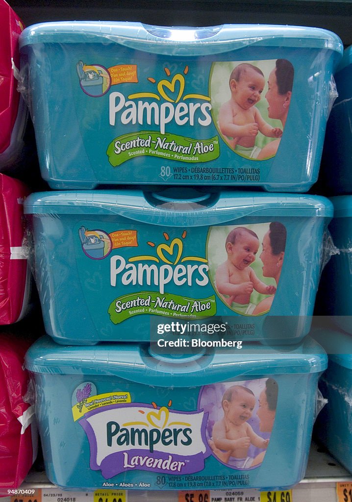 pampers 2004