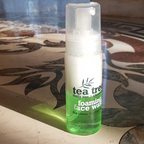 tea tree foaming pianka do mycia twarzy wizaz