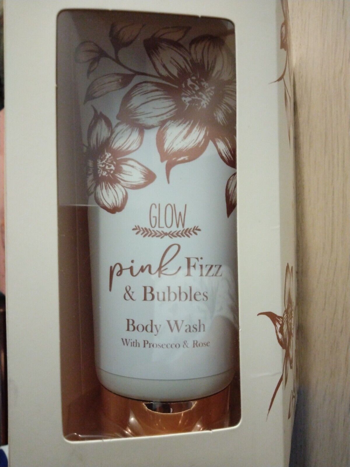 glow pink fizz and bubbles pamper duo