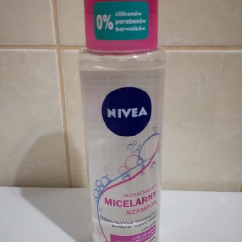 nivea wzmacniający szampon micelarny wzbogacony o lilię wodną wizaz