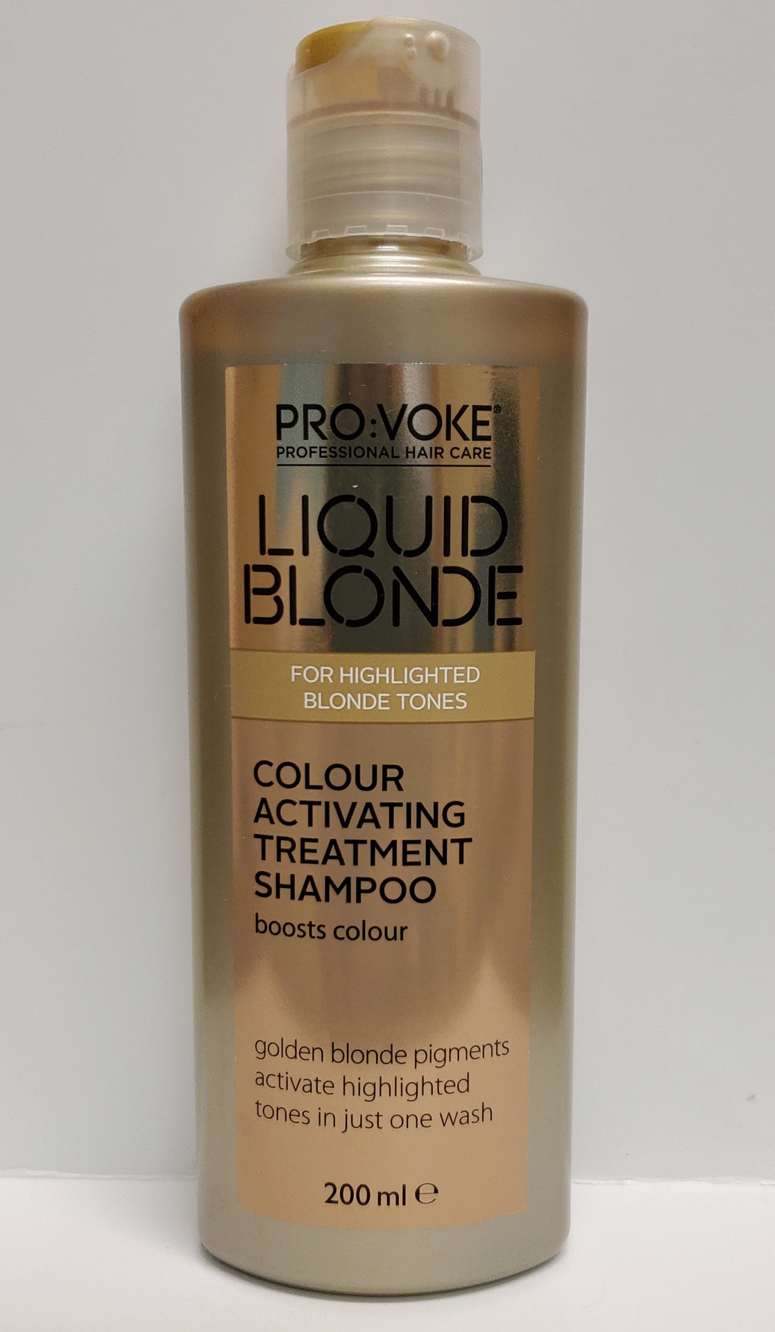 pro voke liquid blonde szampon