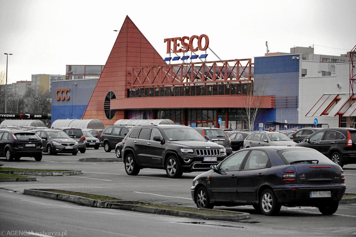 tesco poznań pieluchy