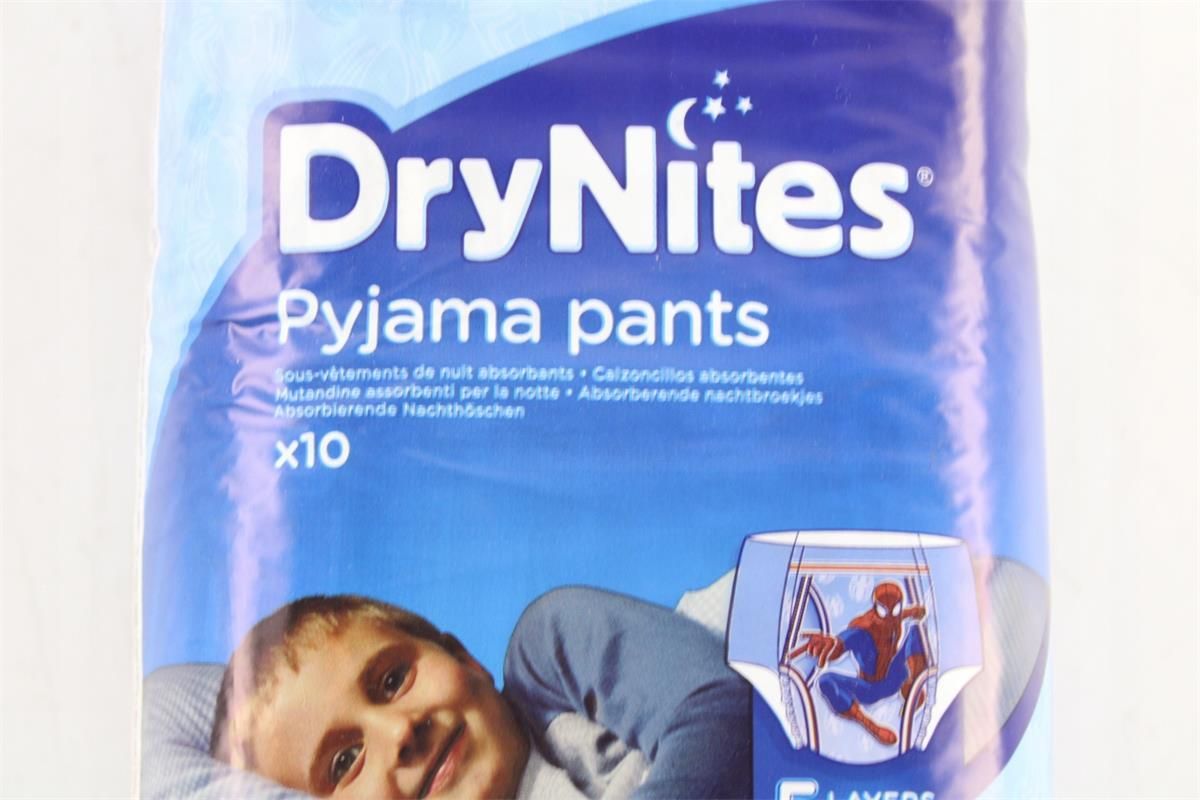 drynites czy pampers 6