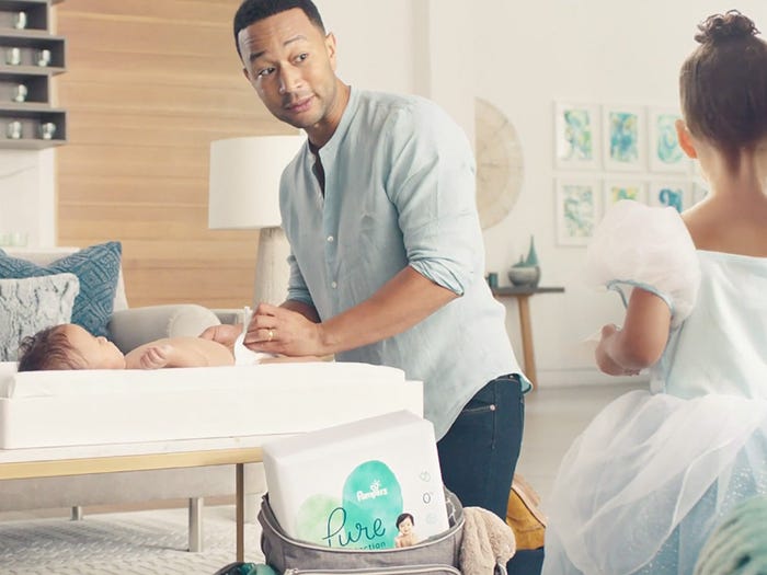 reklama pampers john legend